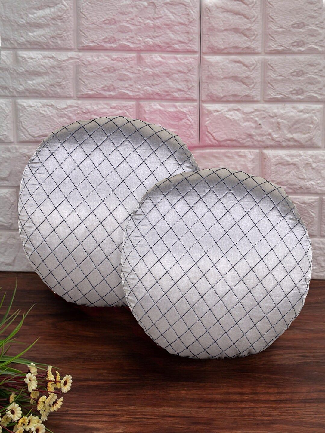 Mezposh Grey Set of 2 Checked Round Cushion Covers Price in India