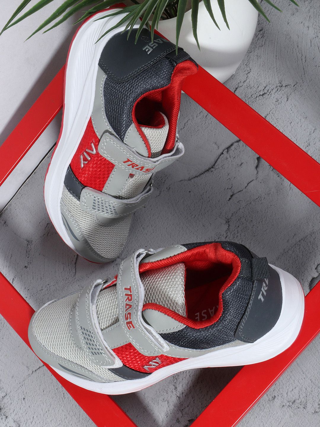 TRASE Boys Grey & Red Running Shoes