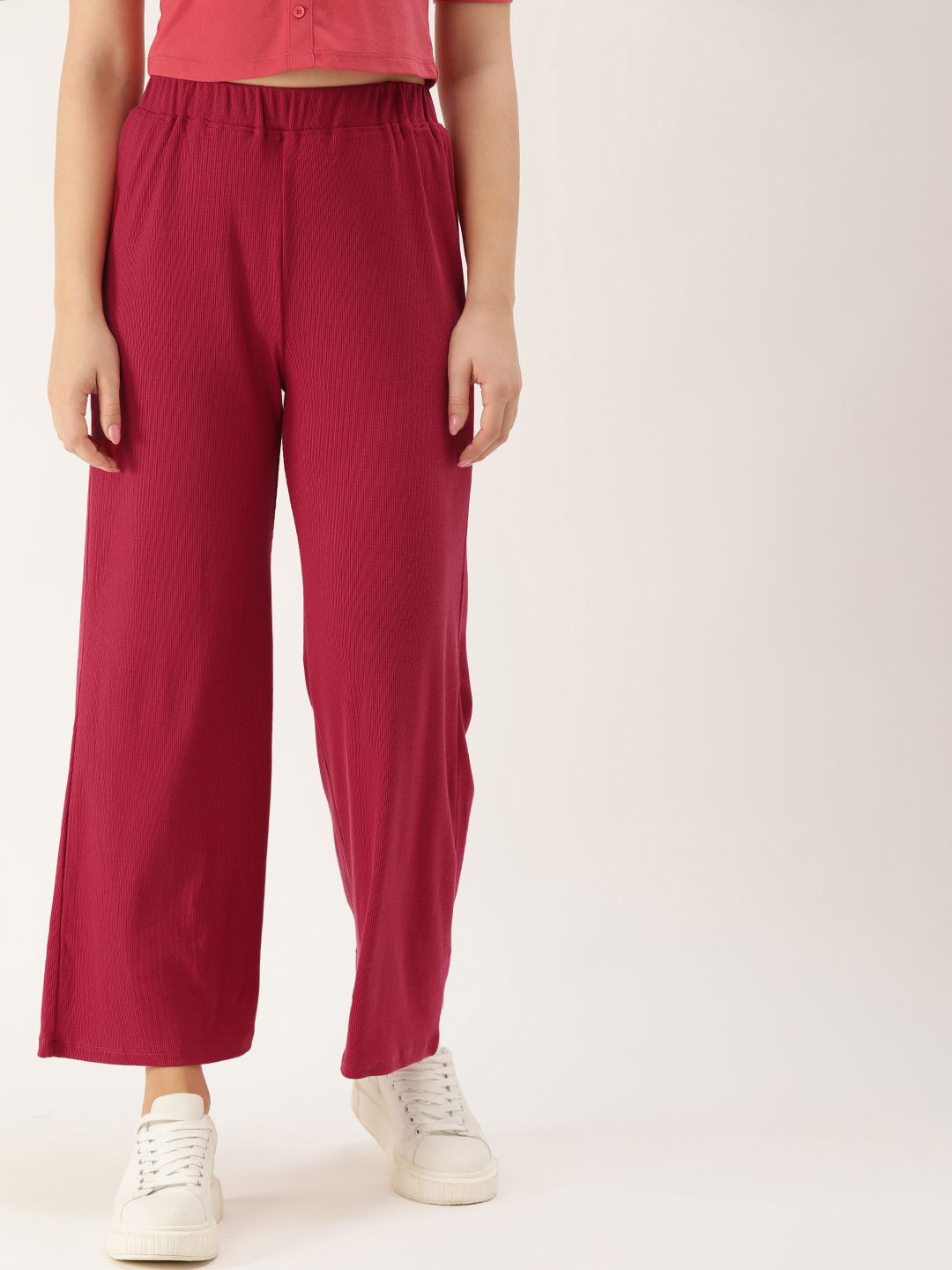 DressBerry Women Red Solid Cropped Parallel Trousers