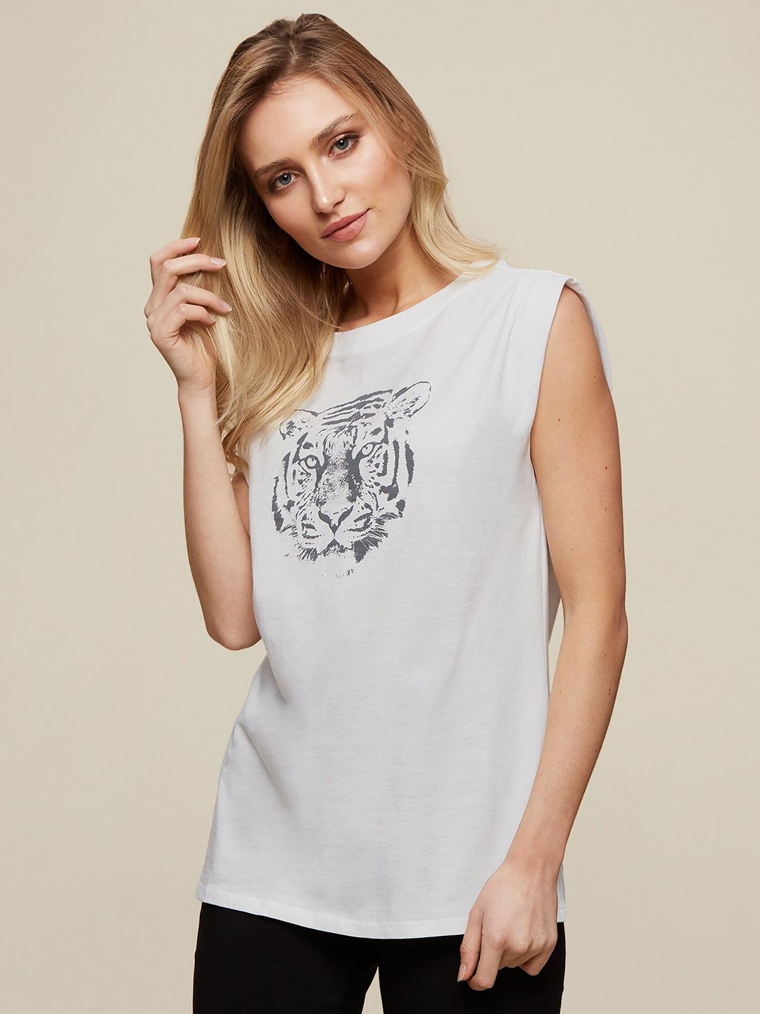 DOROTHY PERKINS Women White Cotton Tiger Printed Round Neck T-shirt