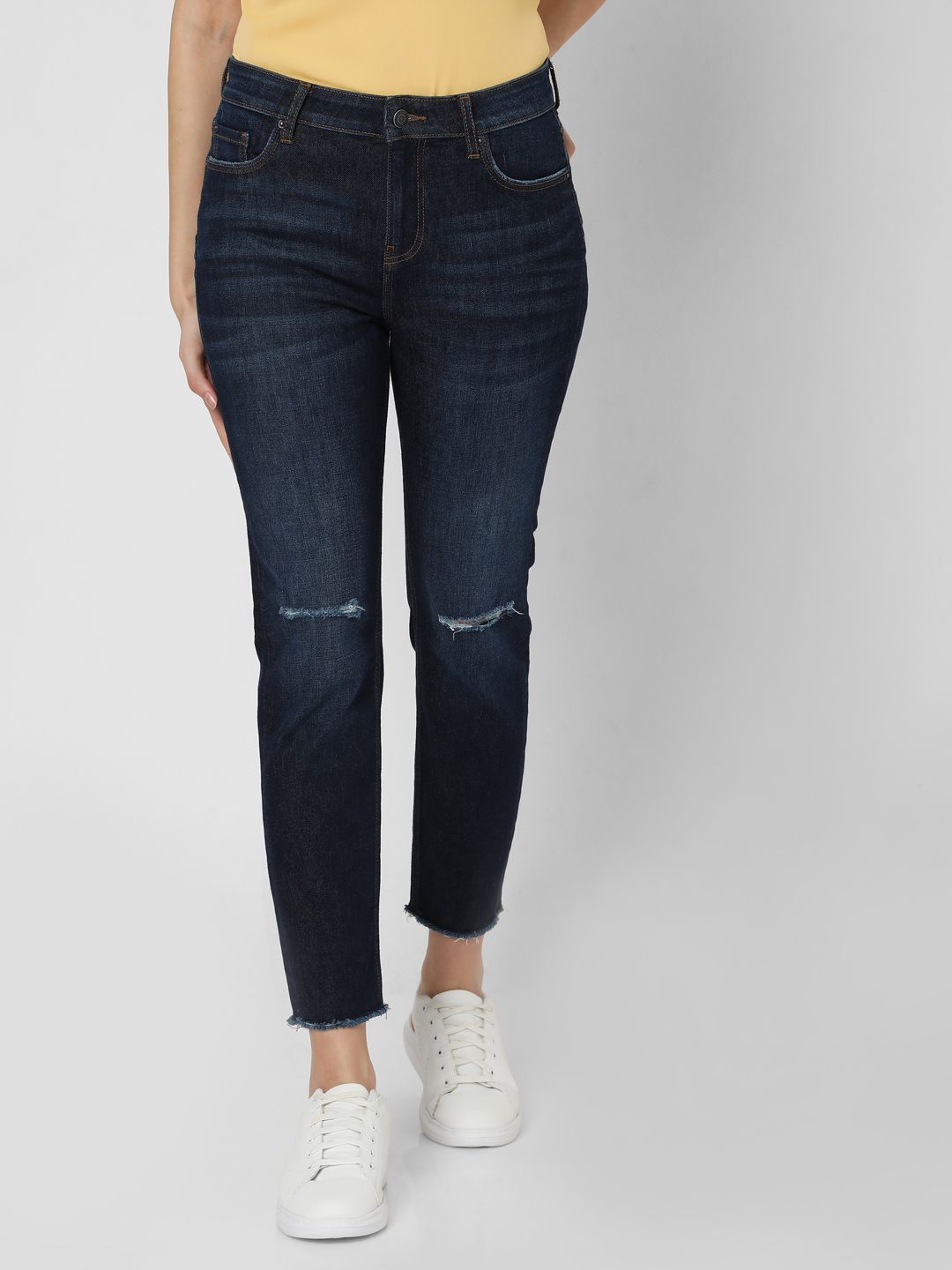 Vero Moda Women Blue Straight Fit High-Rise Slash Knee Light Fade Crop Jeans Price in India