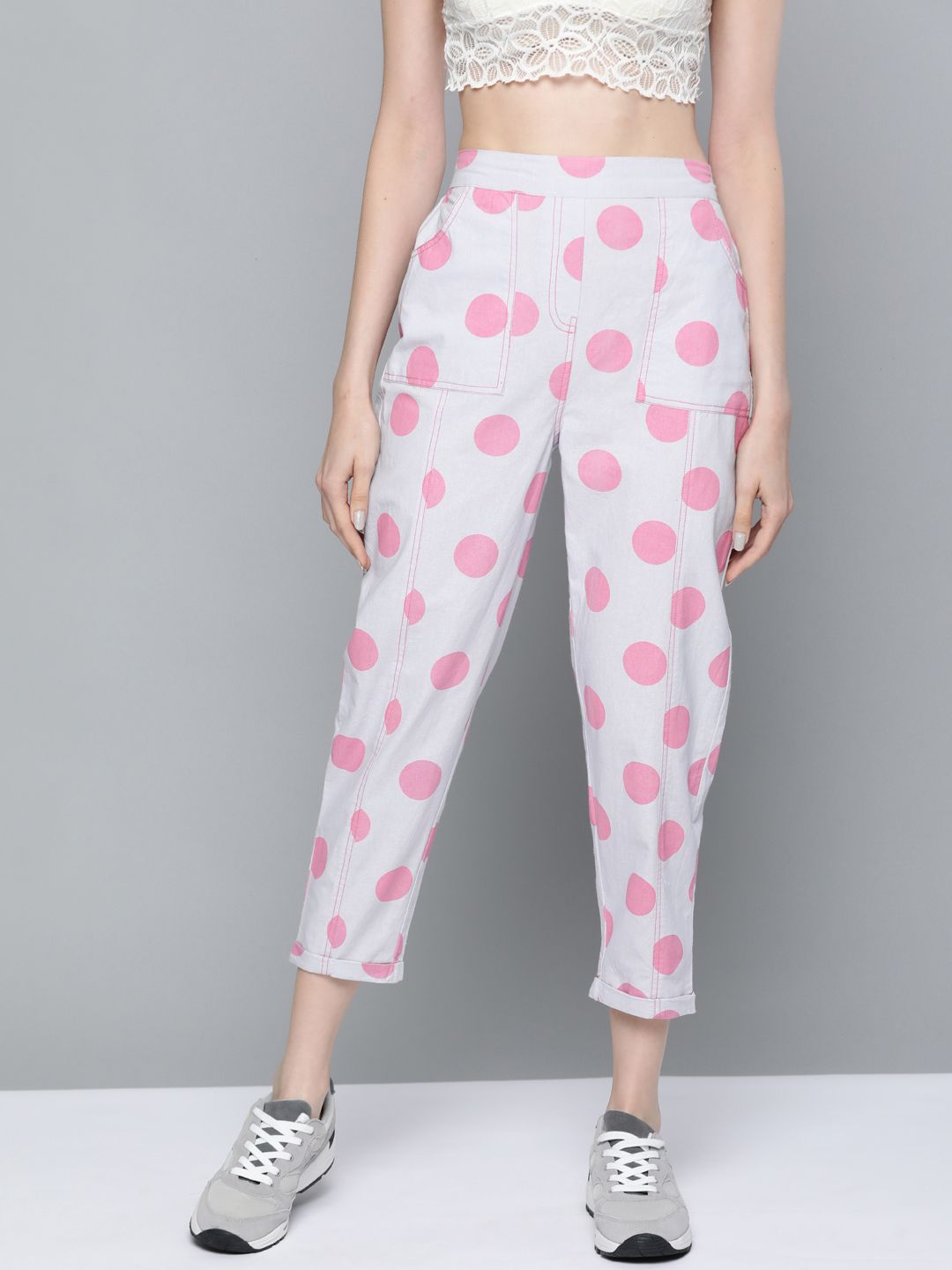 SASSAFRAS Women Grey & Pink Polka Dot Printed Tapered Fit High-Rise Crop Trousers Price in India