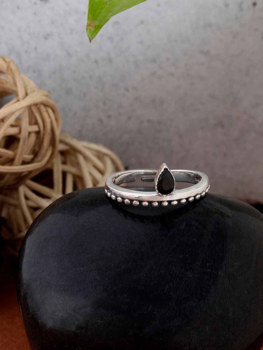 GIVA 925 Oxidised Silver & Black Onyx-Studded Adjustable Fingerring Price in India