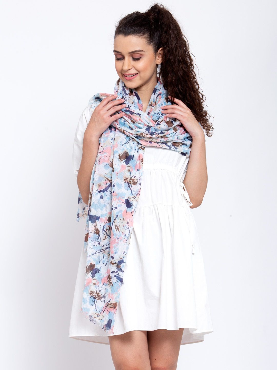 J Style Women Blue & Pink Printed Cotton Stole Price in India
