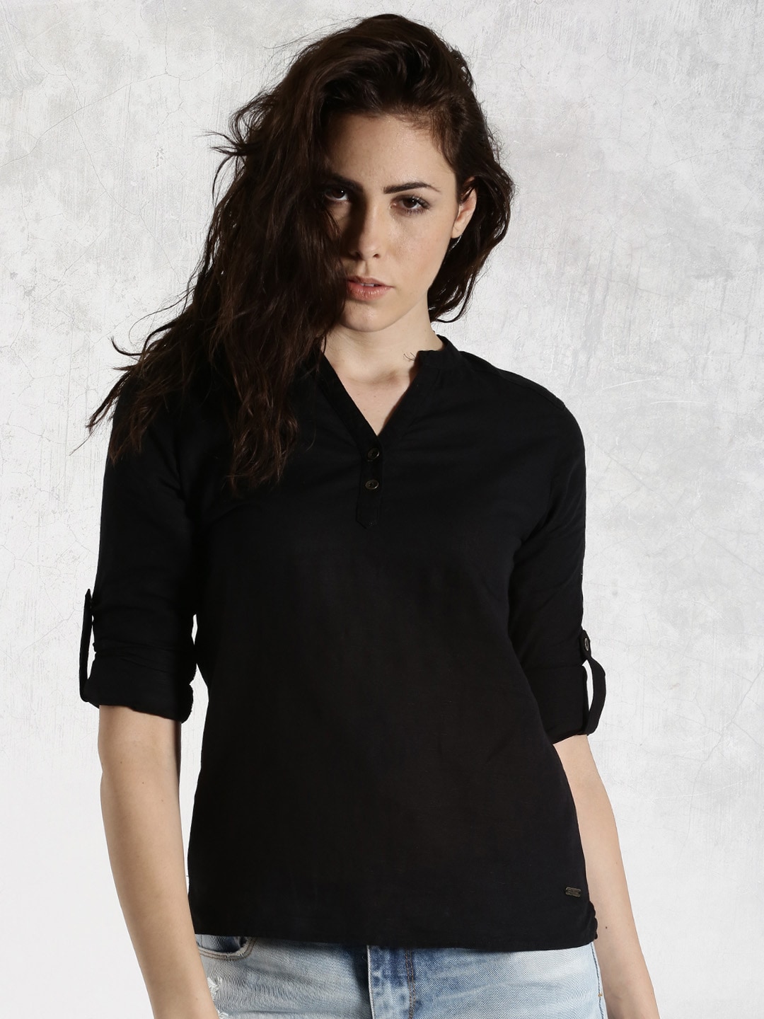 Roadster Black Pure Cotton Top With Roll-Up Sleeves Price in India