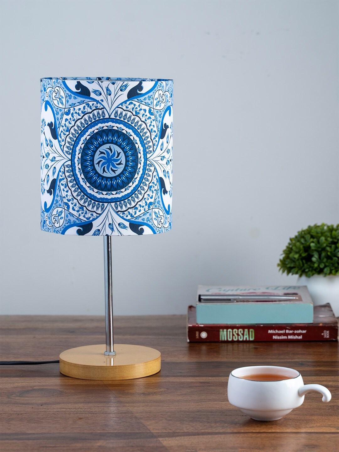 KOLOROBIA White & Blue Pristine Turkish Buffet Table Lamp with Shade Price in India