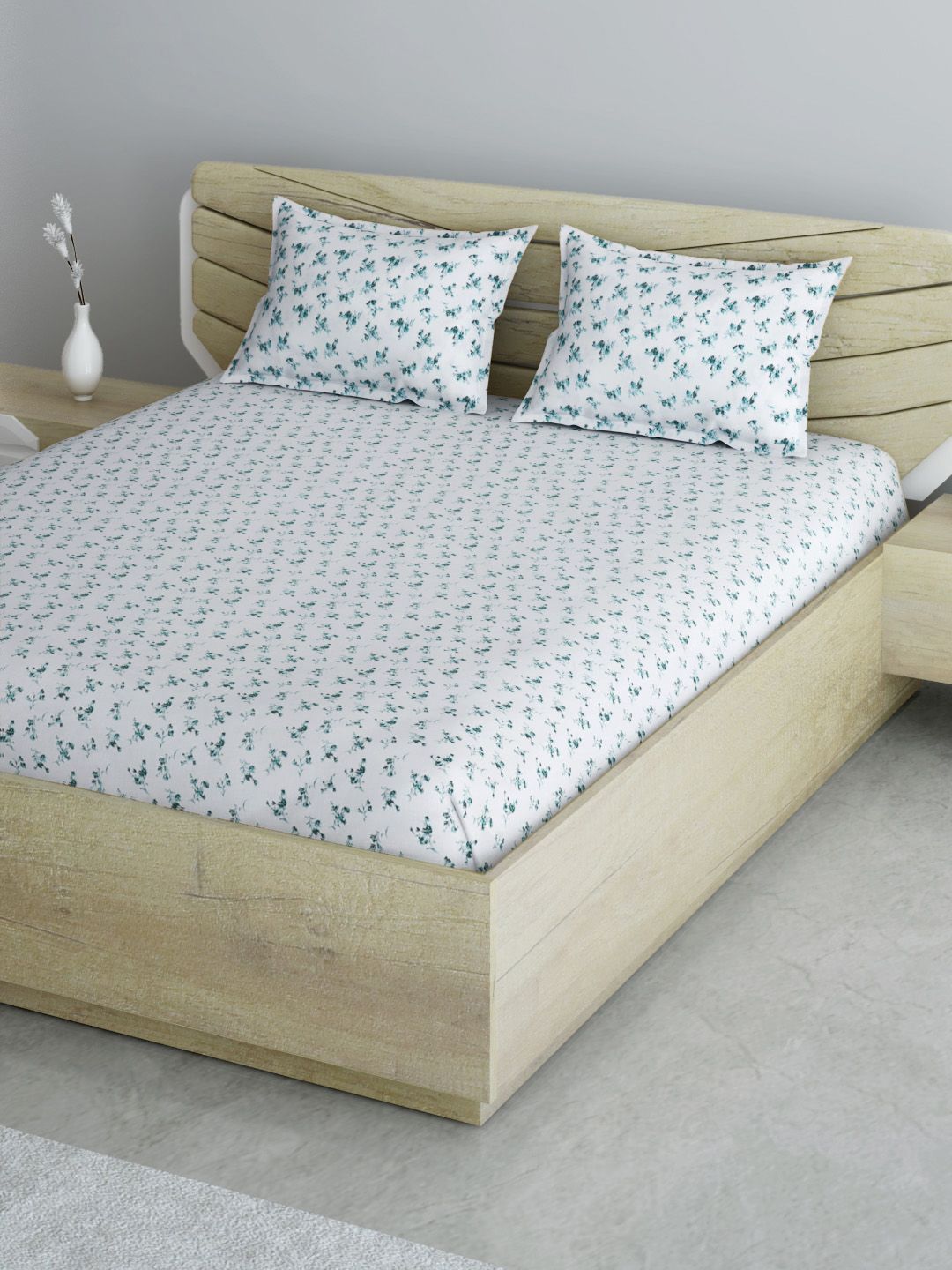 Aura White & Green Floral Print 144 TC 120 GSM Cotton Queen Bedsheet with 2 Pillow Covers Price in India