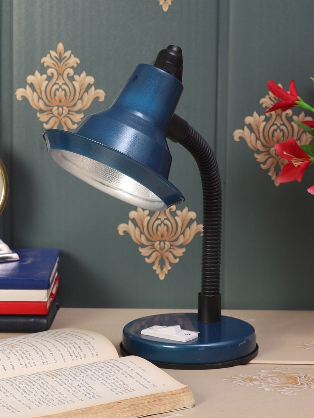 MFD HOME FURNISHING Blue & Black Colourblocked Traditional Study Lamp Price in India