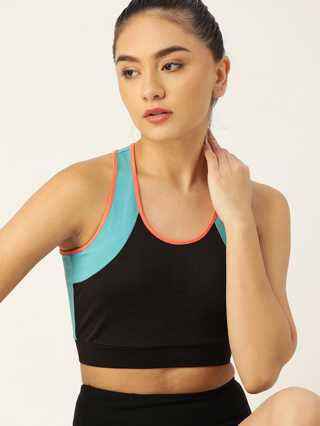 DressBerry Black & Blue Colourblocked Workout Bra Lightly Padded Price in India