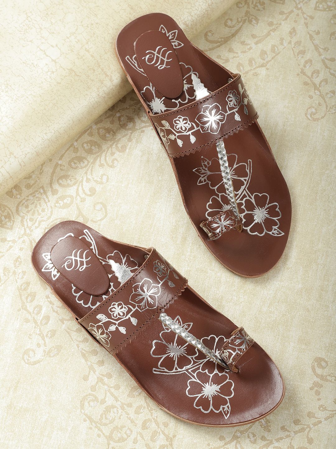 House of Pataudi Women Brown & Silver-Toned Floral Print Ethnic Handcrafted One Toe Flats Price in India
