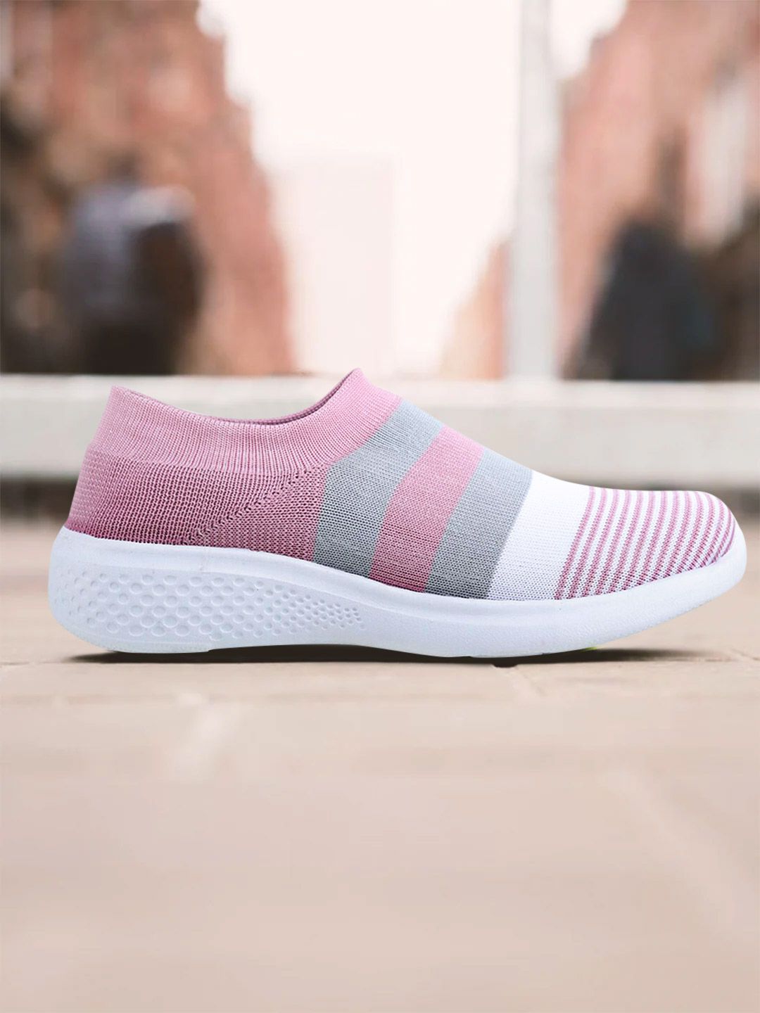 TRASE Women Pink Textile Running Shoes Price in India