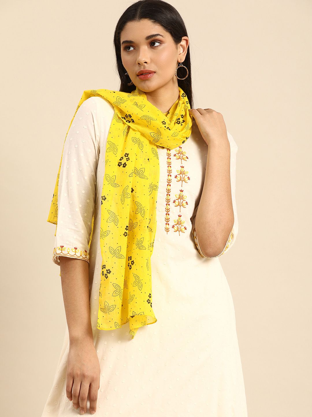 Anouk Women Yellow & Black Printed Cotton Scarf Price in India