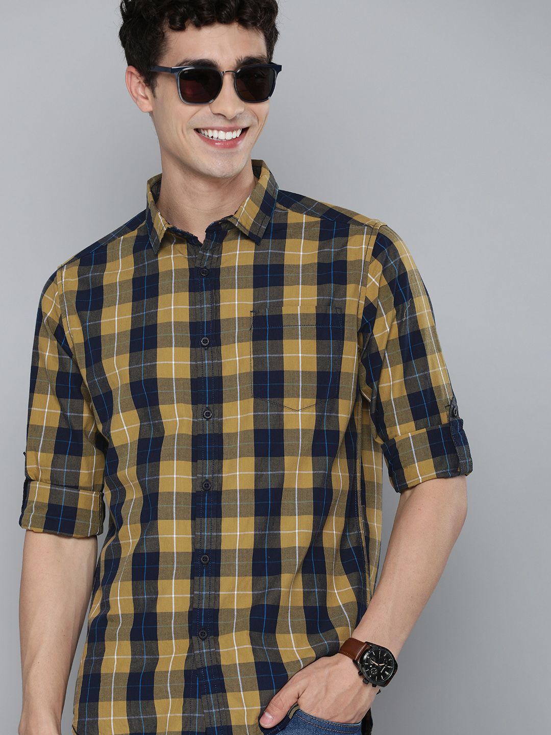 HERE&NOW Men Navy Blue & Yellow Slim Fit Checked Casual Shirt