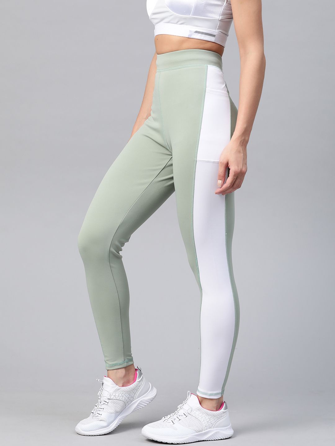 M7 by Metronaut Women Green & White Colourblocked High-Rise Solid Training Tights Price in India