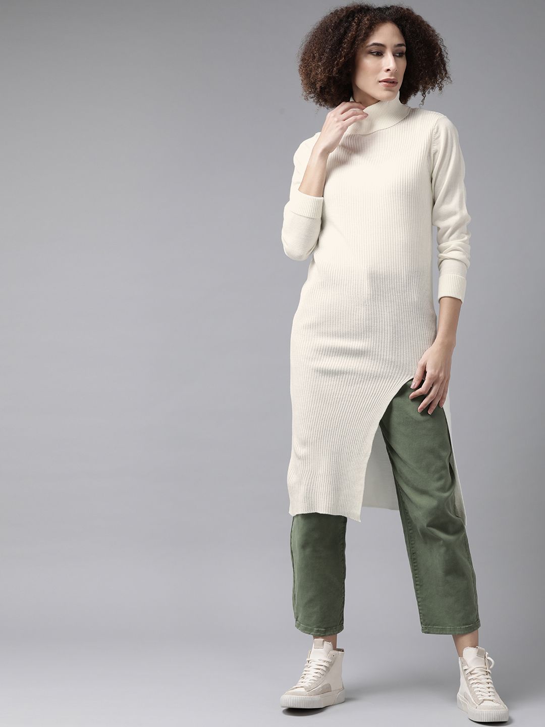 Roadster Women Off-White Ribbed Longline Pullover Price in India