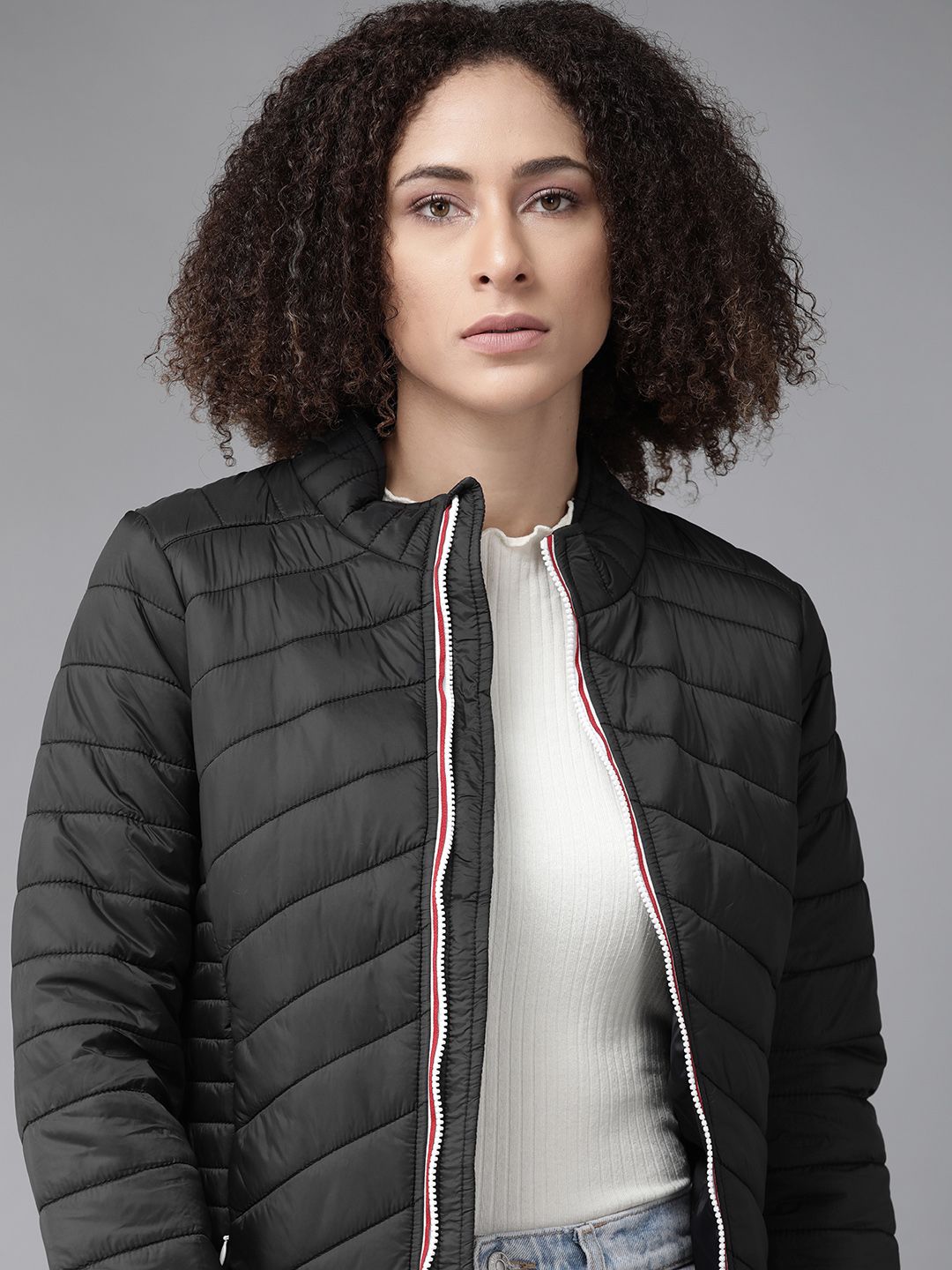 Roadster Women Black Solid Puffer Jacket Price in India