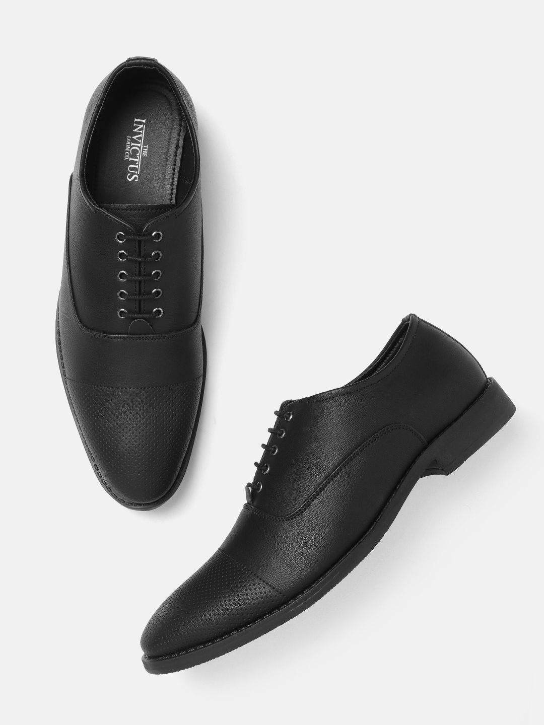 INVICTUS Men Black Solid Formal Oxfords with Perforated Detail