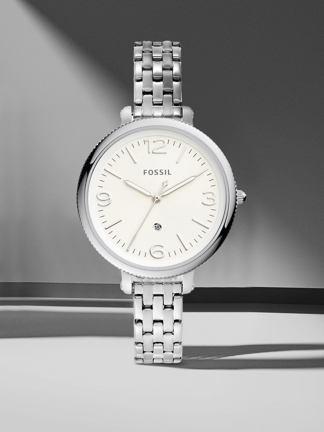 Fossil Women Silver-Toned Analogue Watch ES4924 Price in India