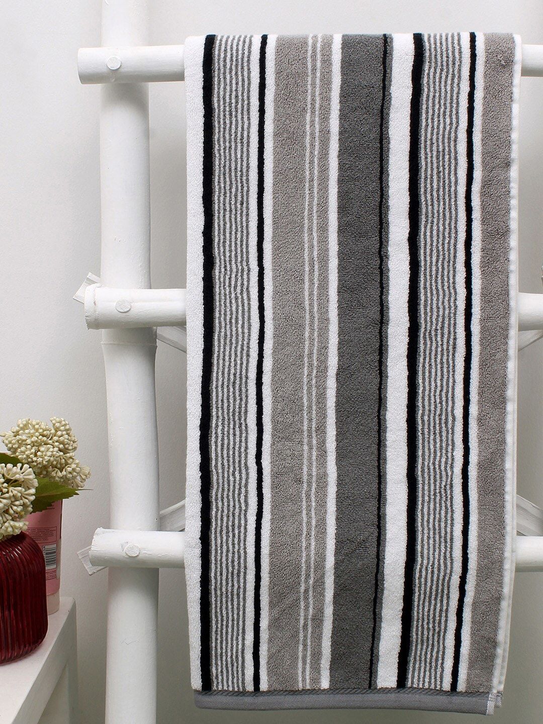 AVI Living Unisex Grey & Black Striped 600 GSM Cotton Bath Towel Price in India