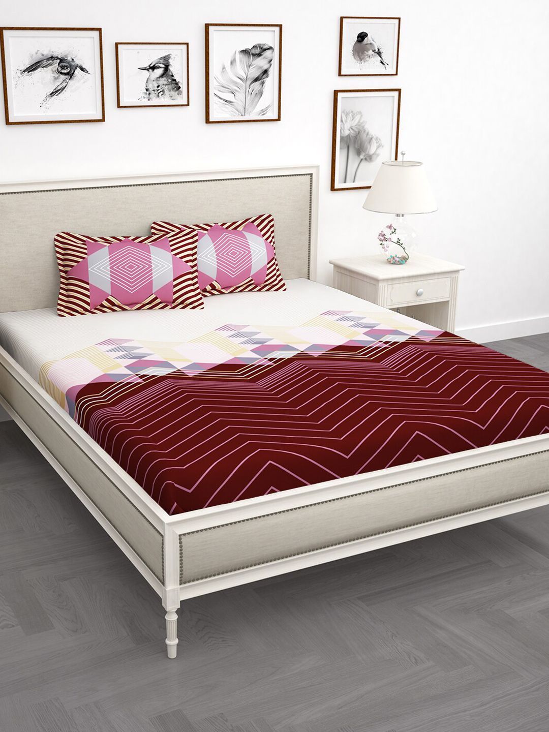 Story@home Unisex Maroon Abstract Cotton 210 TC 1 King Size Bedsheet with 2 Pillow Covers Price in India