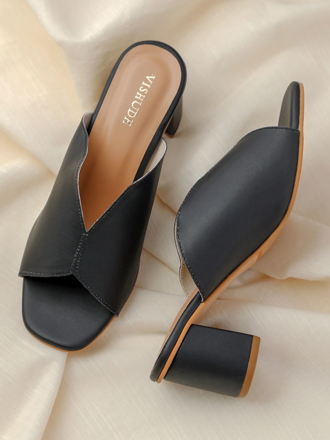 Vishudh Women Black Solid Mules