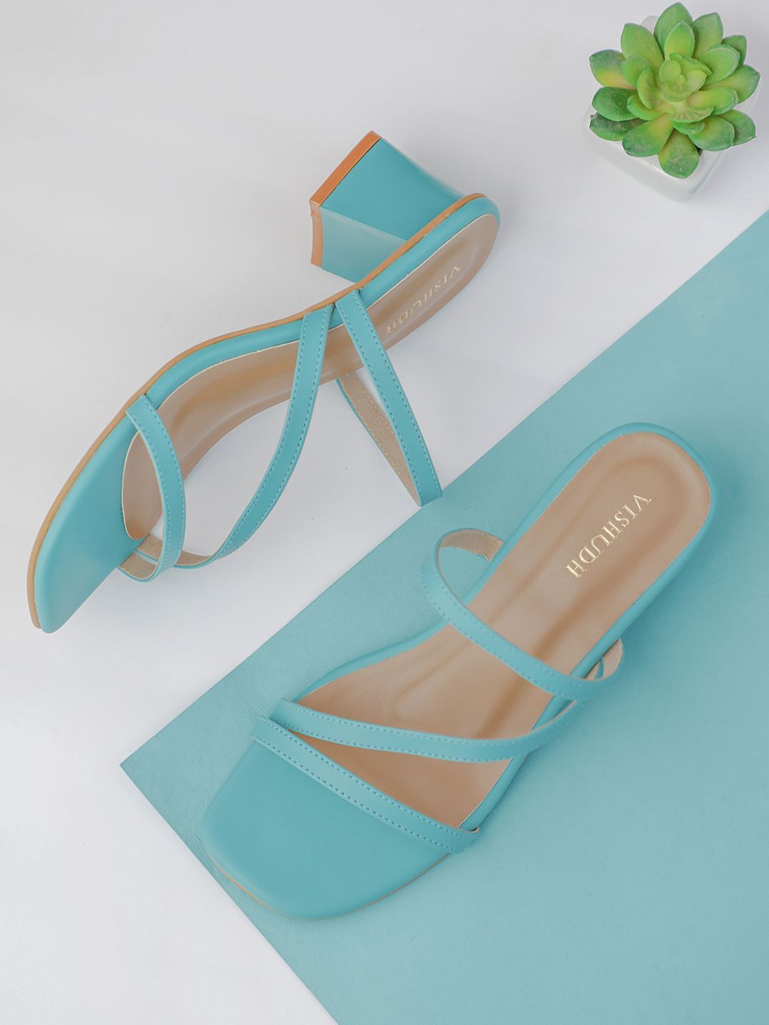Vishudh Women Teal Colourblocked Pumps Price in India