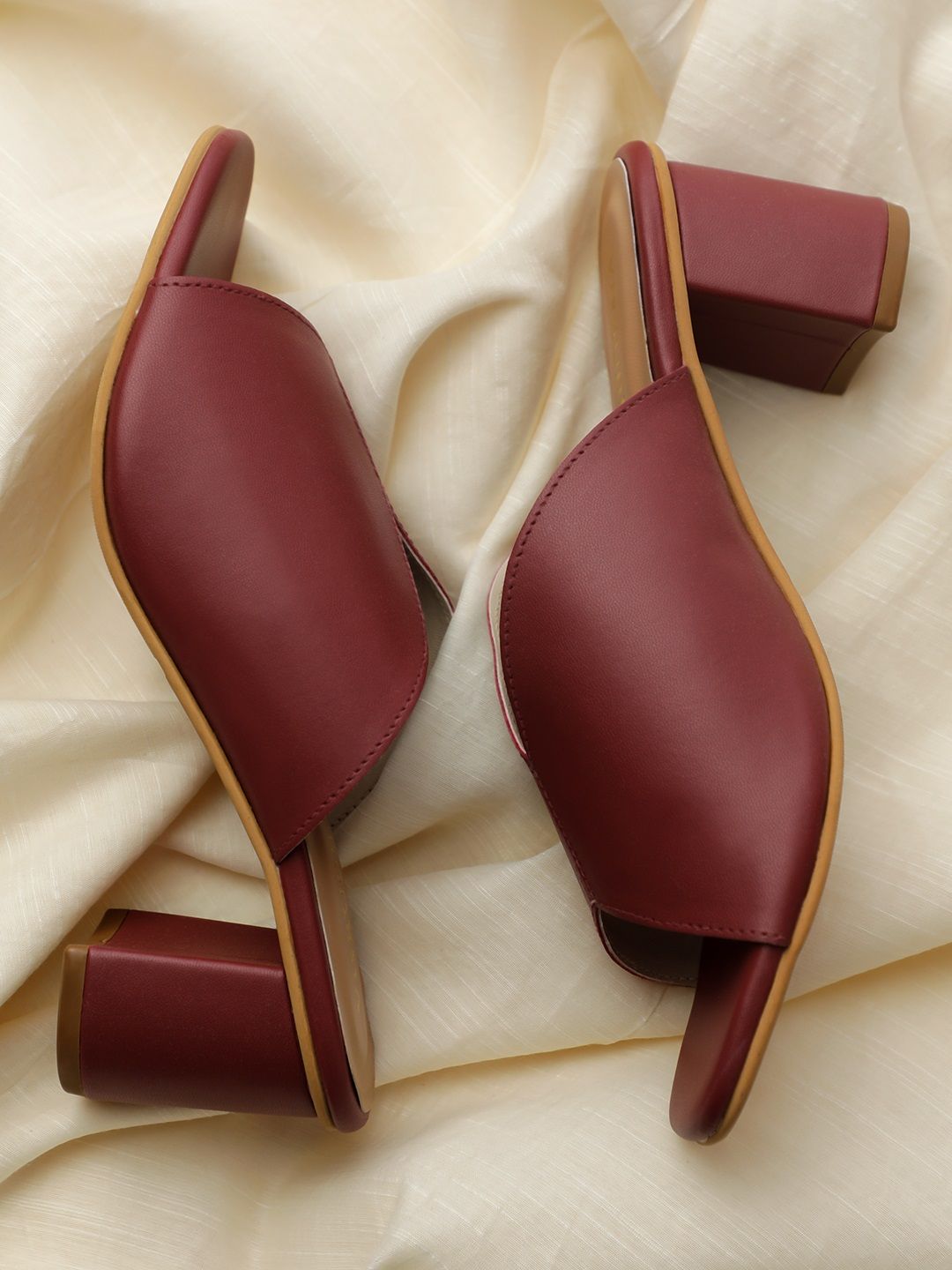 Vishudh Maroon Block Mules