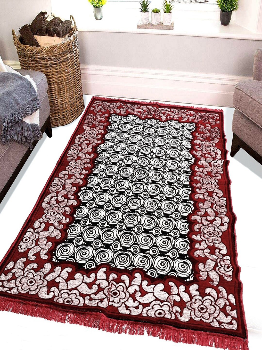 BELLA TRUE Red & Black Printed Traditional Carpet Price in India