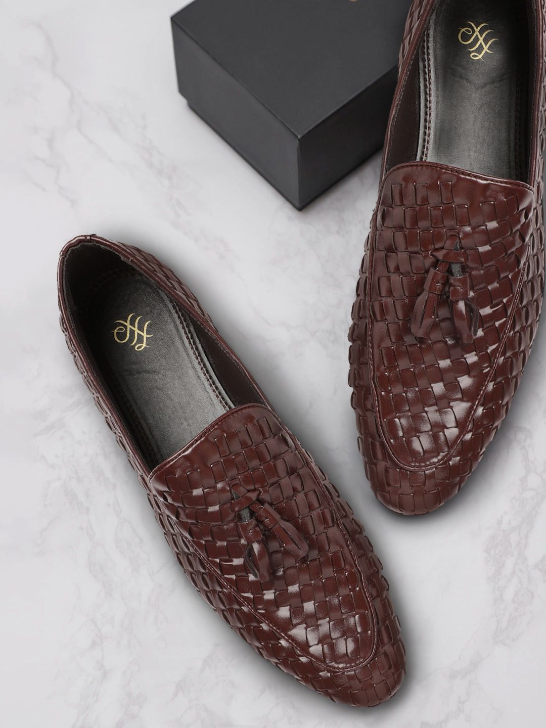 House of Pataudi Men Burgundy Basketweave Handcrafted Tasselled Leather Loafers