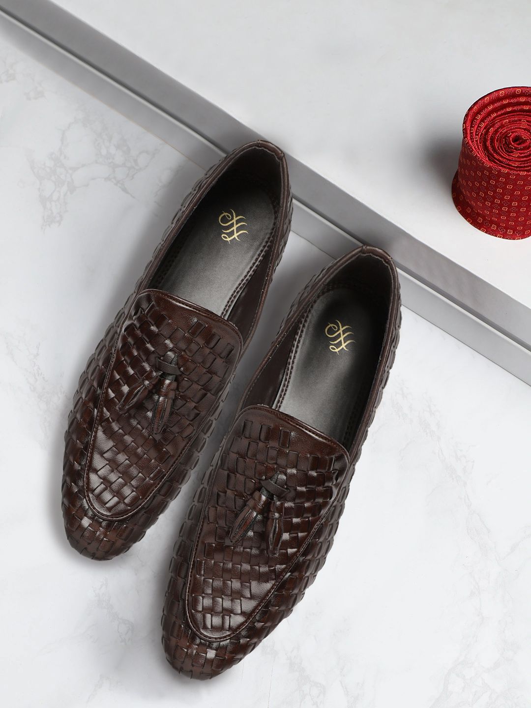 House of Pataudi Men Coffee Brown Basketweave Handcrafted Tasselled Leather Loafers