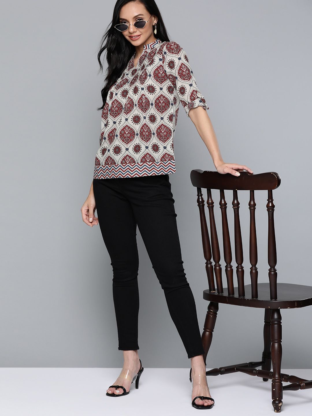 HERE&NOW Off White & Maroon Pure Cotton Roll-Up Sleeves Regular Top