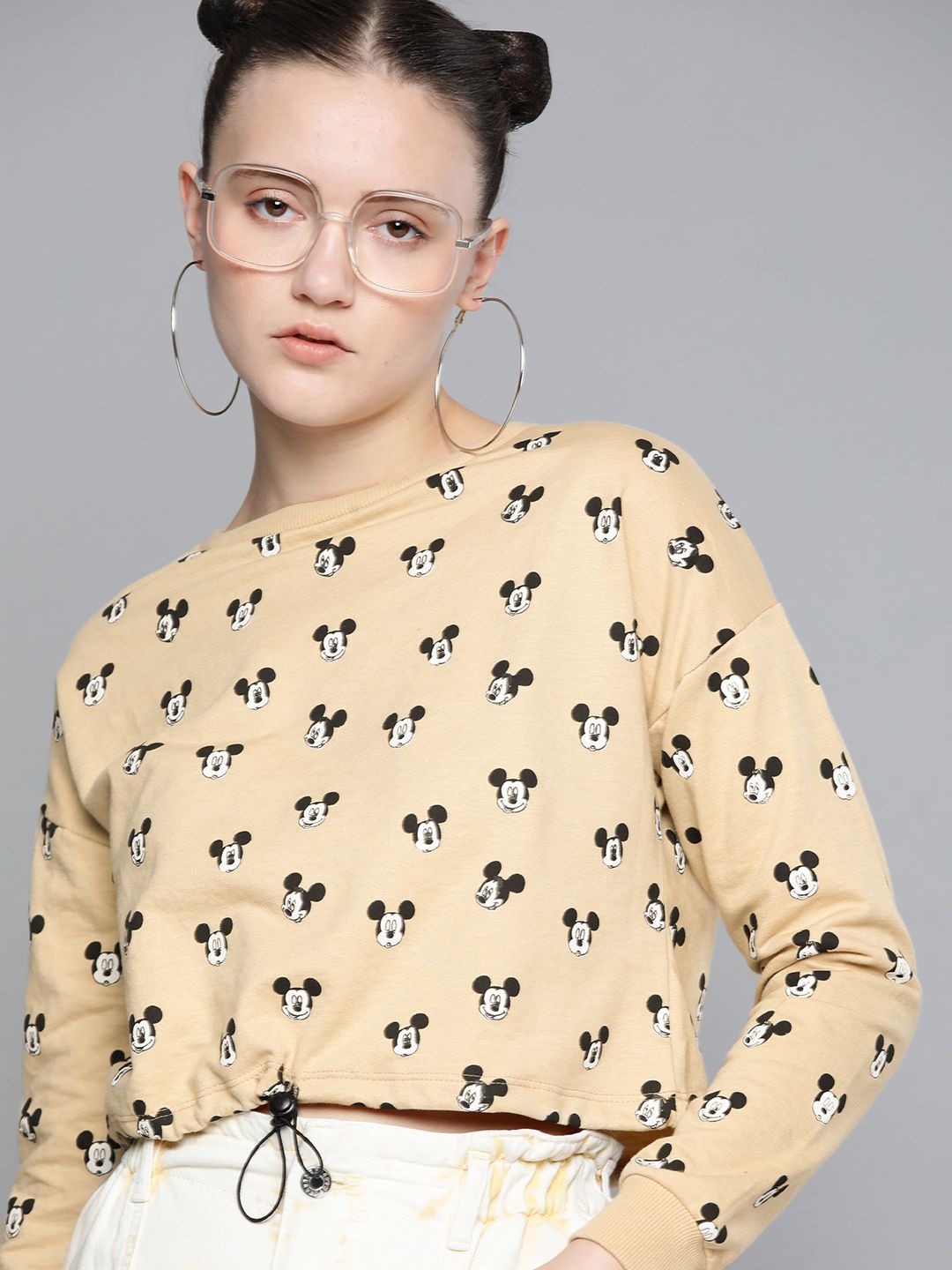 Kook N Keech Disney Women Beige & Black Mickey Mouse Print Sweatshirt Price in India