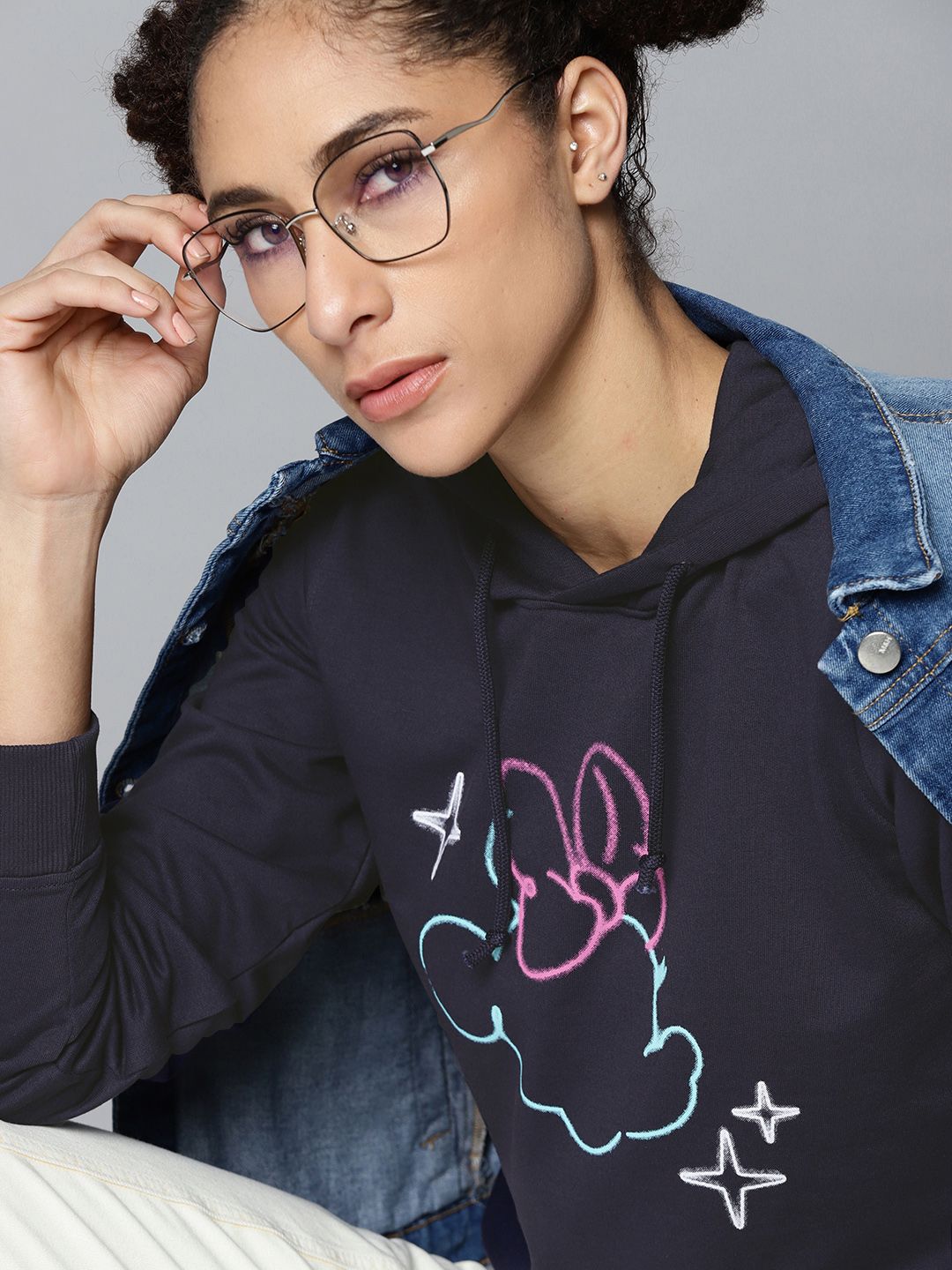 Kook N Keech Disney Women Navy Blue & Pink Minnie Mouse Print Hooded Sweatshirt Price in India