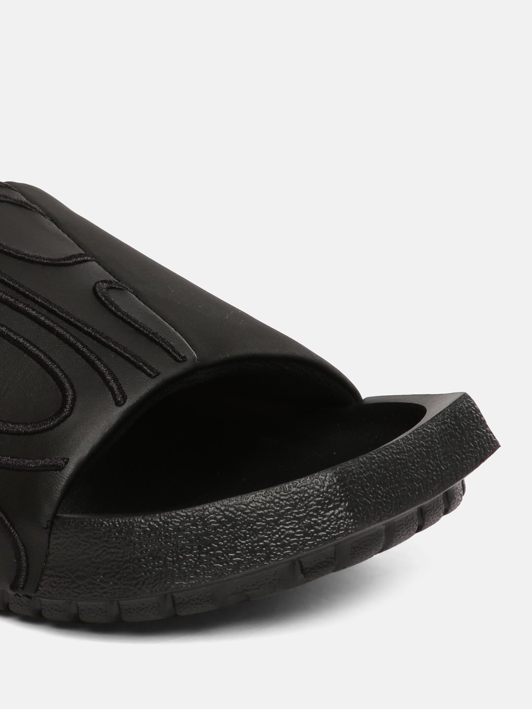 jordan nola slides black