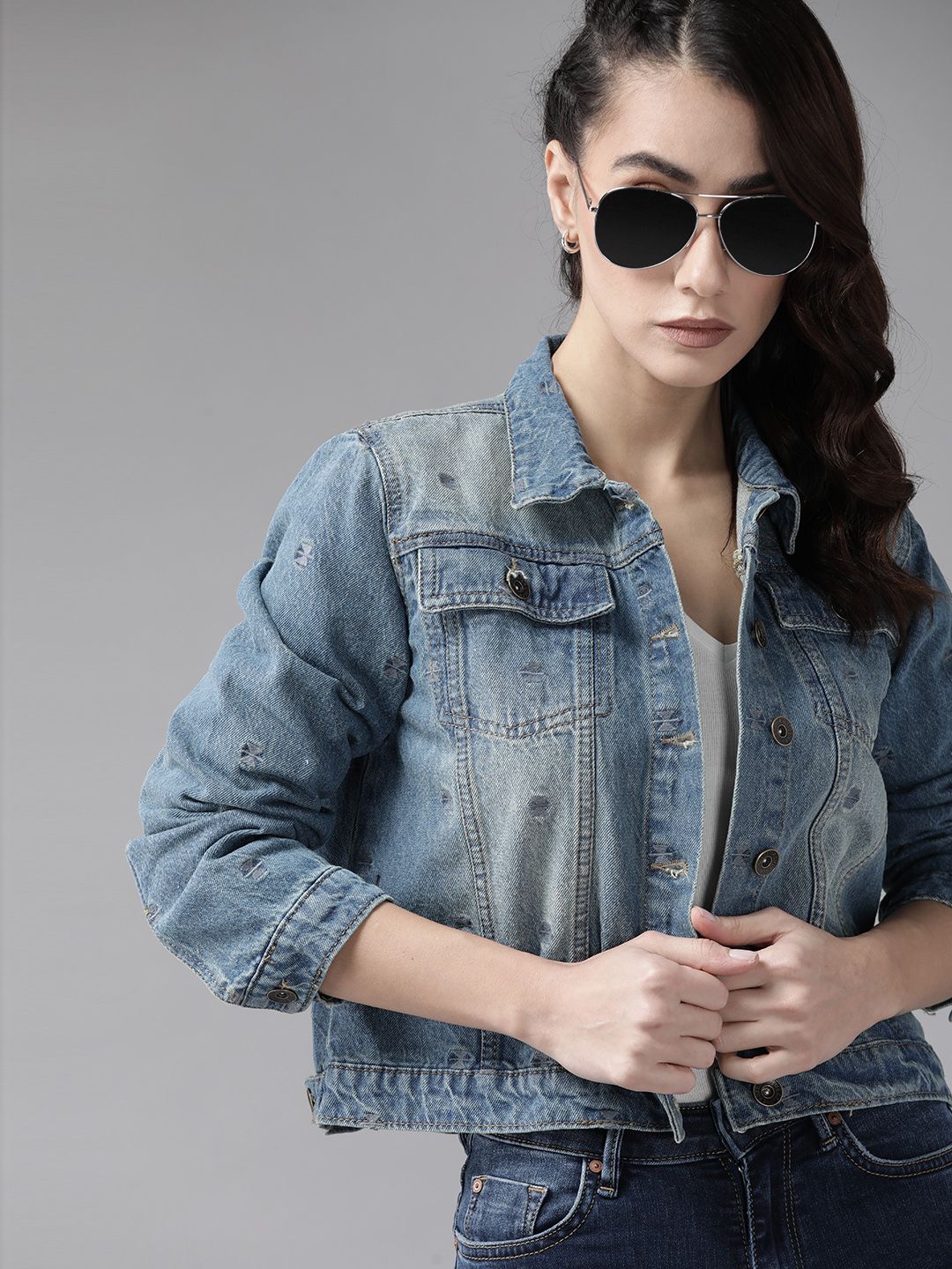 Roadster Women Pure Cotton Blue Denim Jacket Price in India