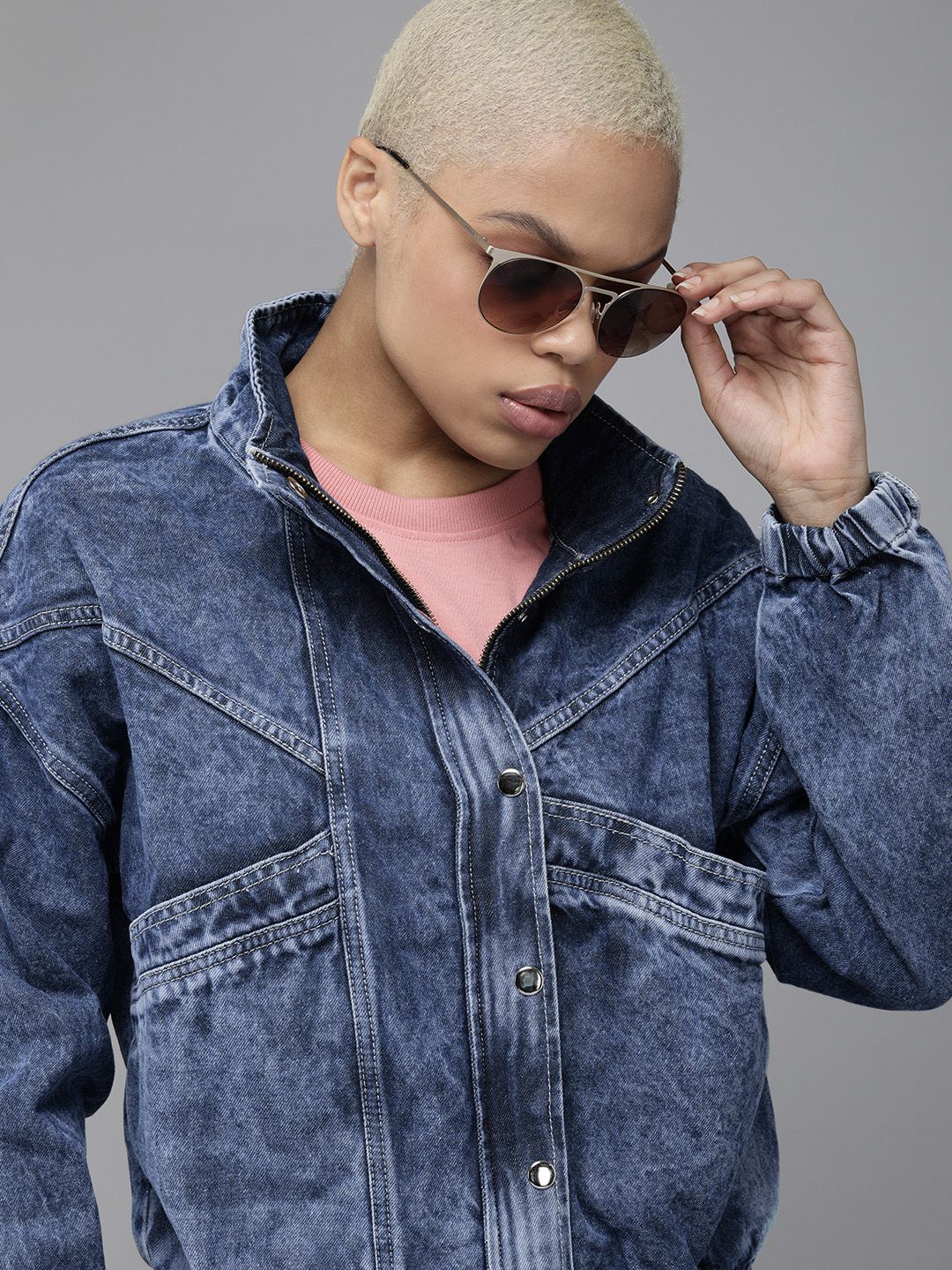 Roadster Women Blue Shaded Casual Denim Jacket Price in India
