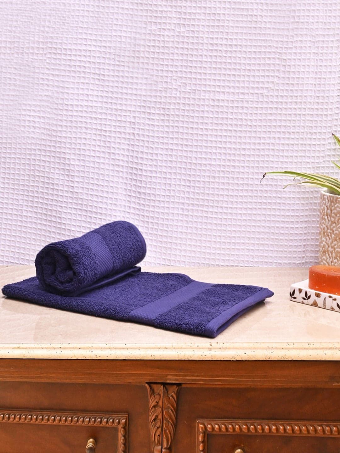 AVI Living Set Of 2 Navy Blue Solid 550 GSM Pure Cotton Hand Towels Price in India