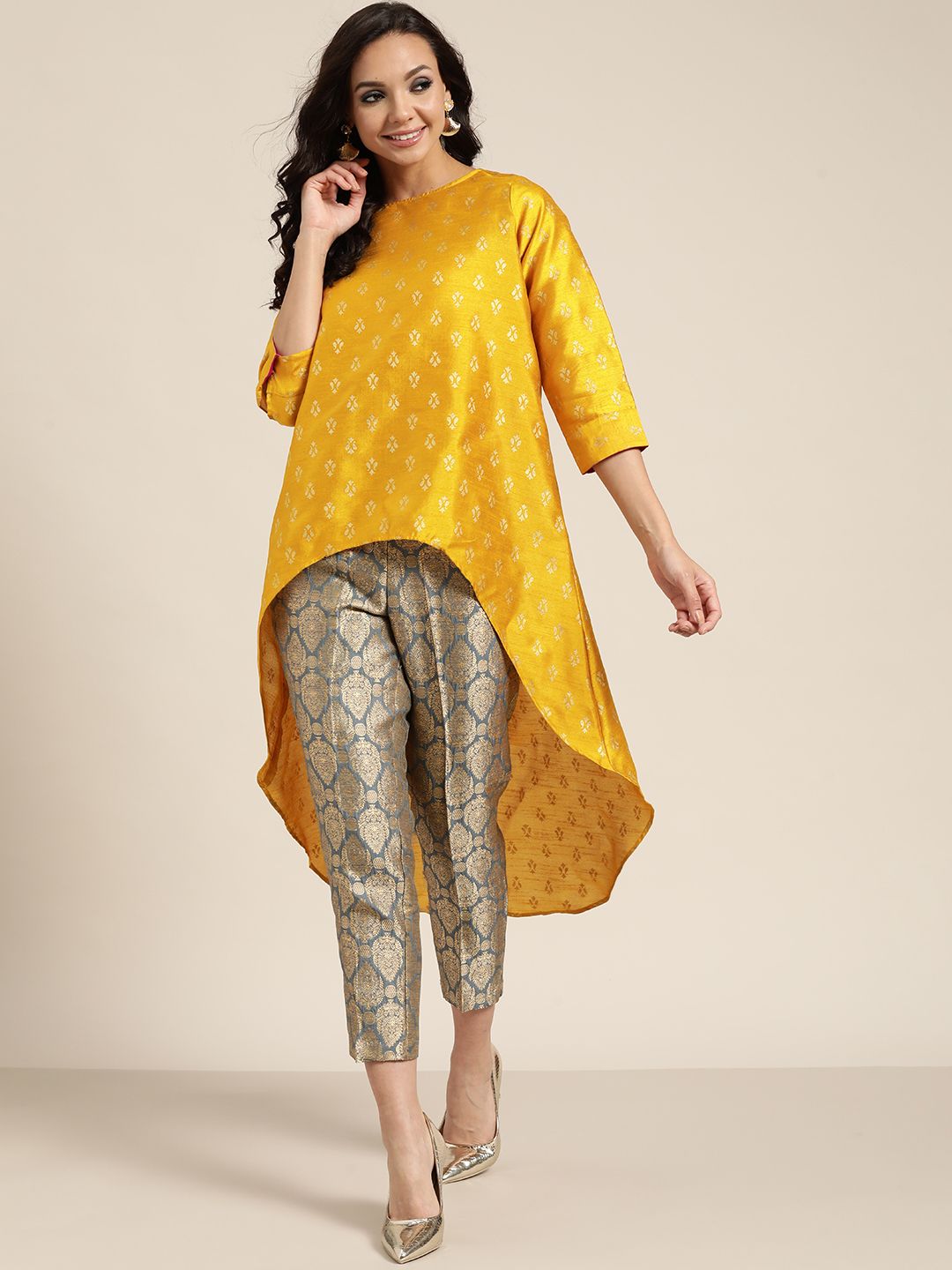 Shae by SASSAFRAS Mustard Yellow & Golden Printed Asymmetric Tunic Price in India