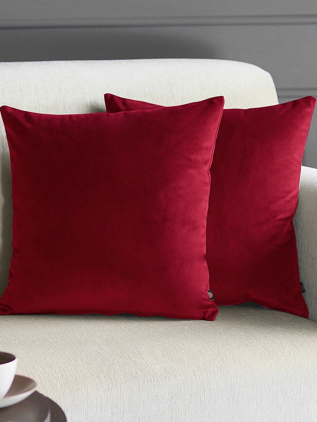 GM Red Set of 2 Square Cushion Covers Price in India