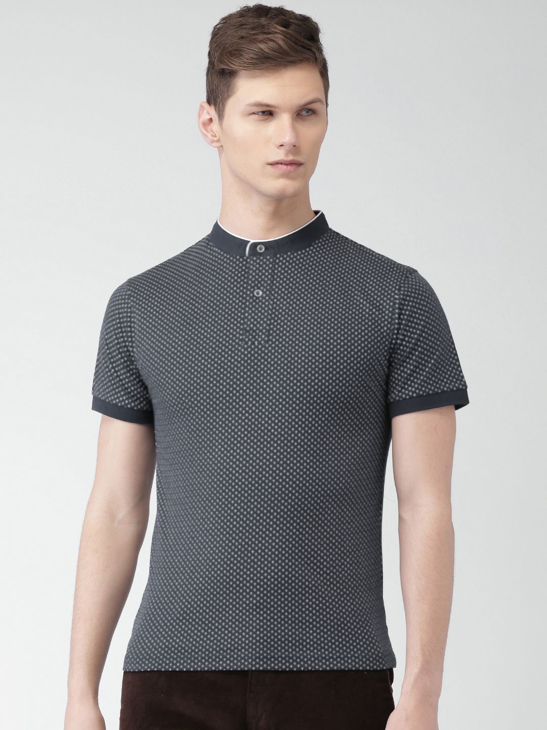 INVICTUS Men Navy & White Printed Mandarin Collar T-Shirt