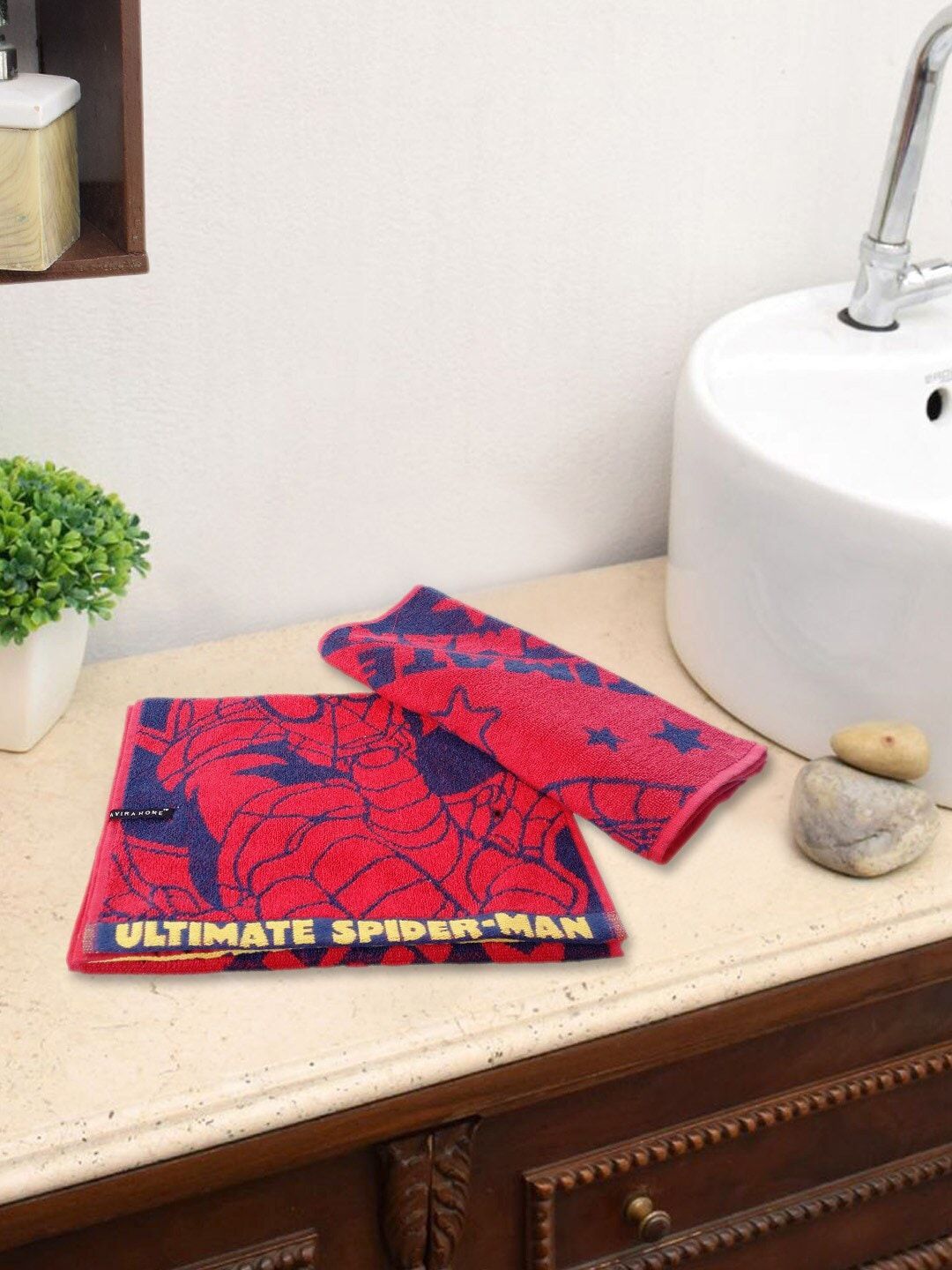 Avi Living Set of 2 Spiderman 550 GSM Hand Towels Price in India