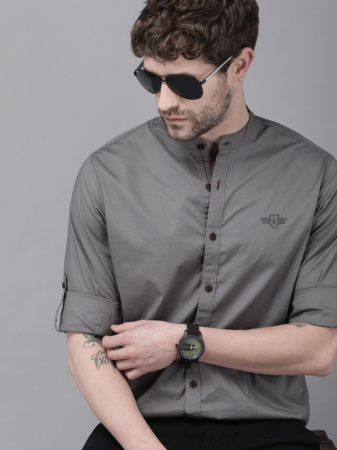 Roadster Men Grey Solid Slim Fit Casual Shirt