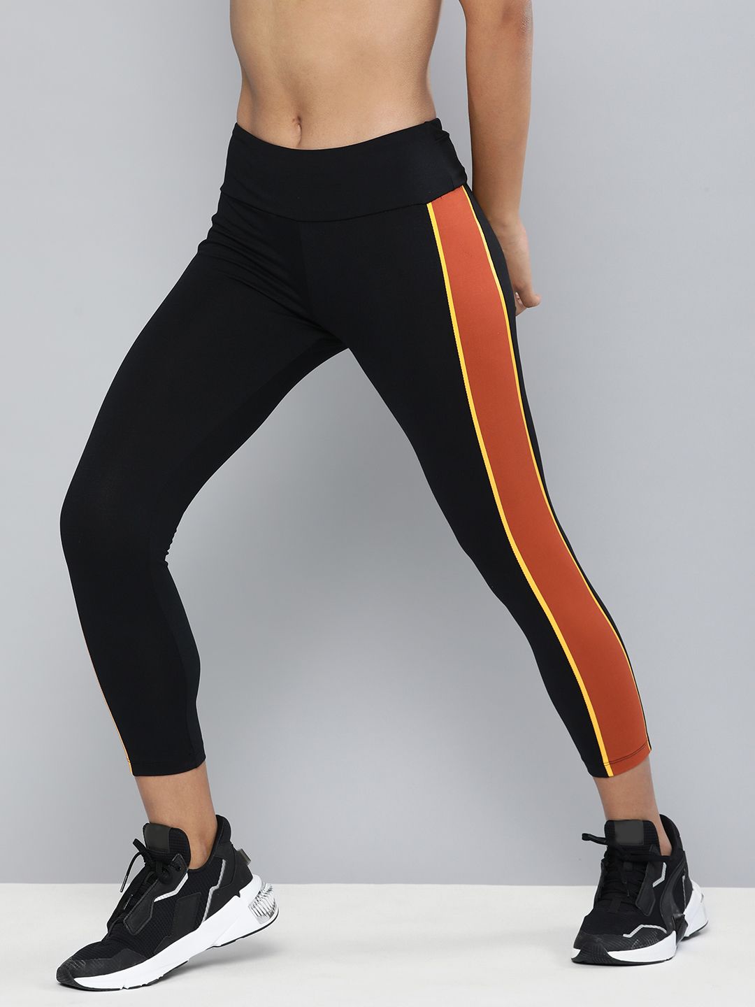 HRX By Hrithik Roshan Women Black Running Rapid-Dry Colourblocked Tights Price in India