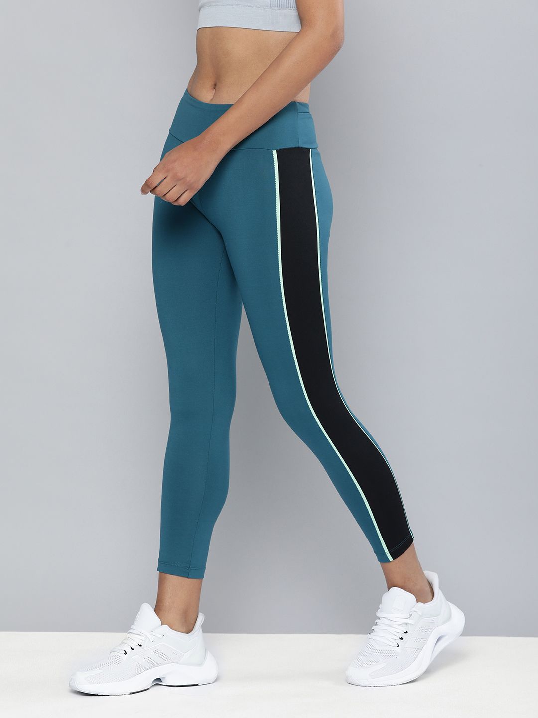 HRX By Hrithik Roshan Women Blue Coral Running Rapid-Dry Colourblocked Tights Price in India