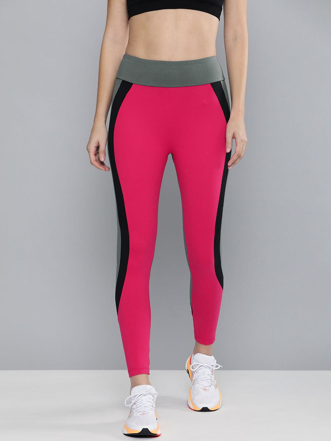 HRX By Hrithik Roshan Training Women Oxyfire Rapid-Dry colourblock Tights Price in India