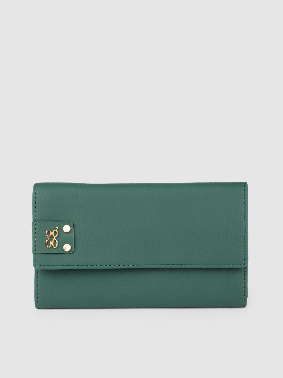 Baggit Women Green Animal Textured LWXE OBSCURE E FLOATER Three Fold Wallet Price in India