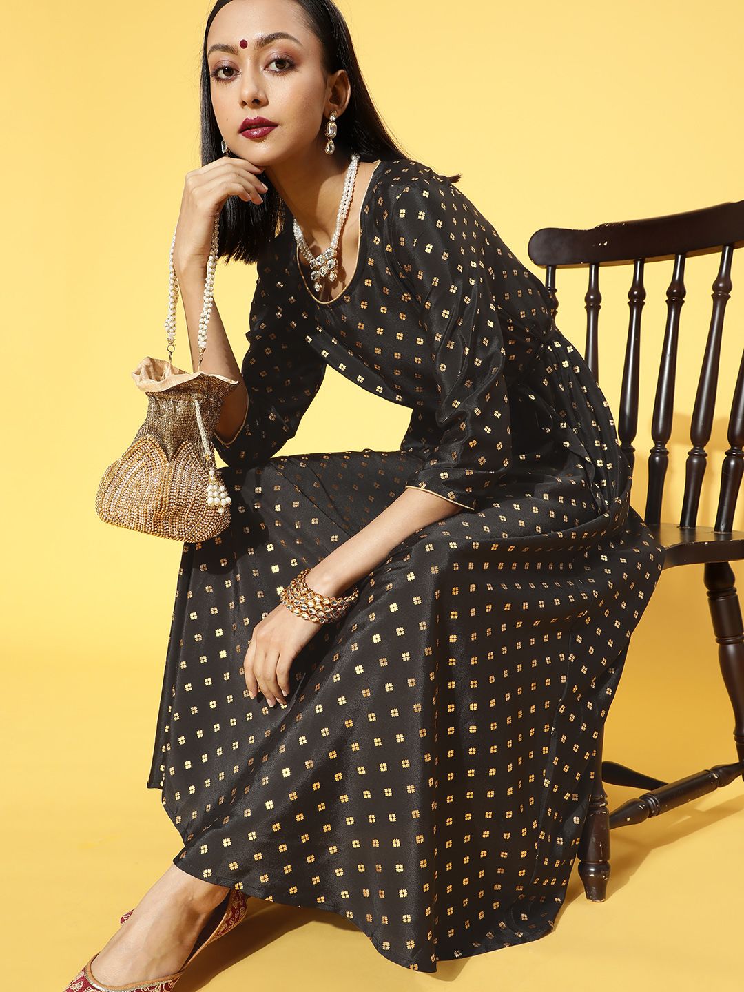 Sangria Black & Golden Ethnic Motifs Print Maxi Dress with Pockets
