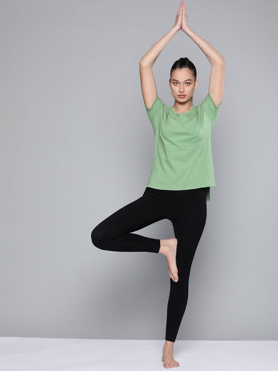 HRX By Hrithik Roshan Yoga Women Jade Pure Cottonn Rapid-Dry Solid  Sustainable Tshirt Price in India