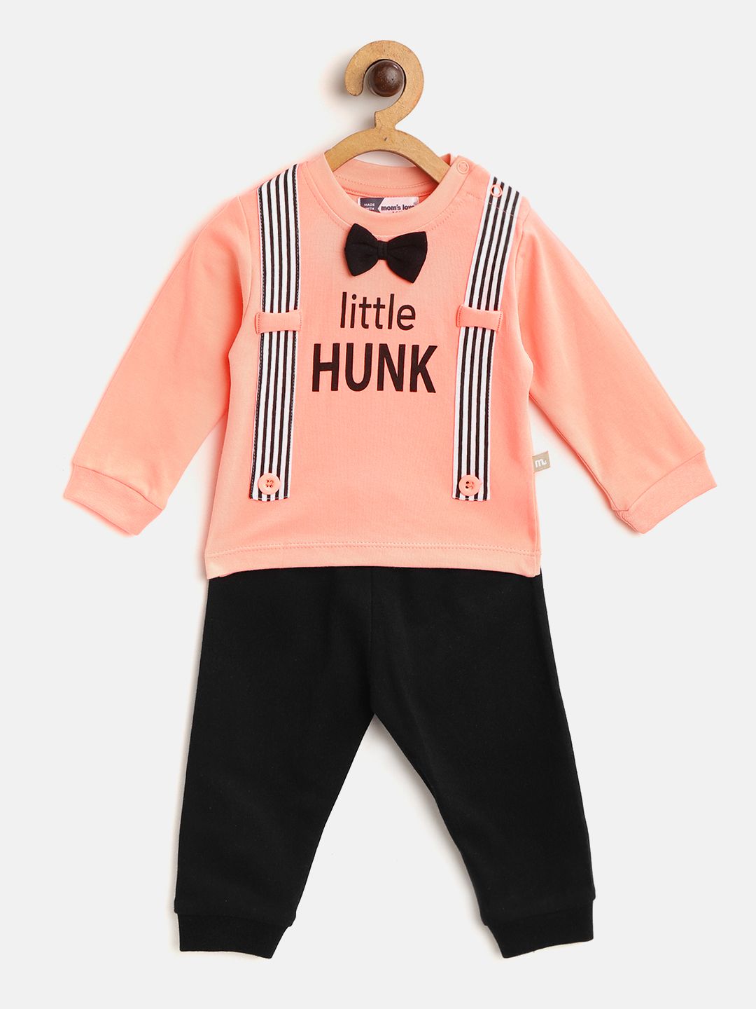 Moms Love Infant Boys Peach-Coloured & Black Typography Print Pure Cotton Tshirt & Joggers