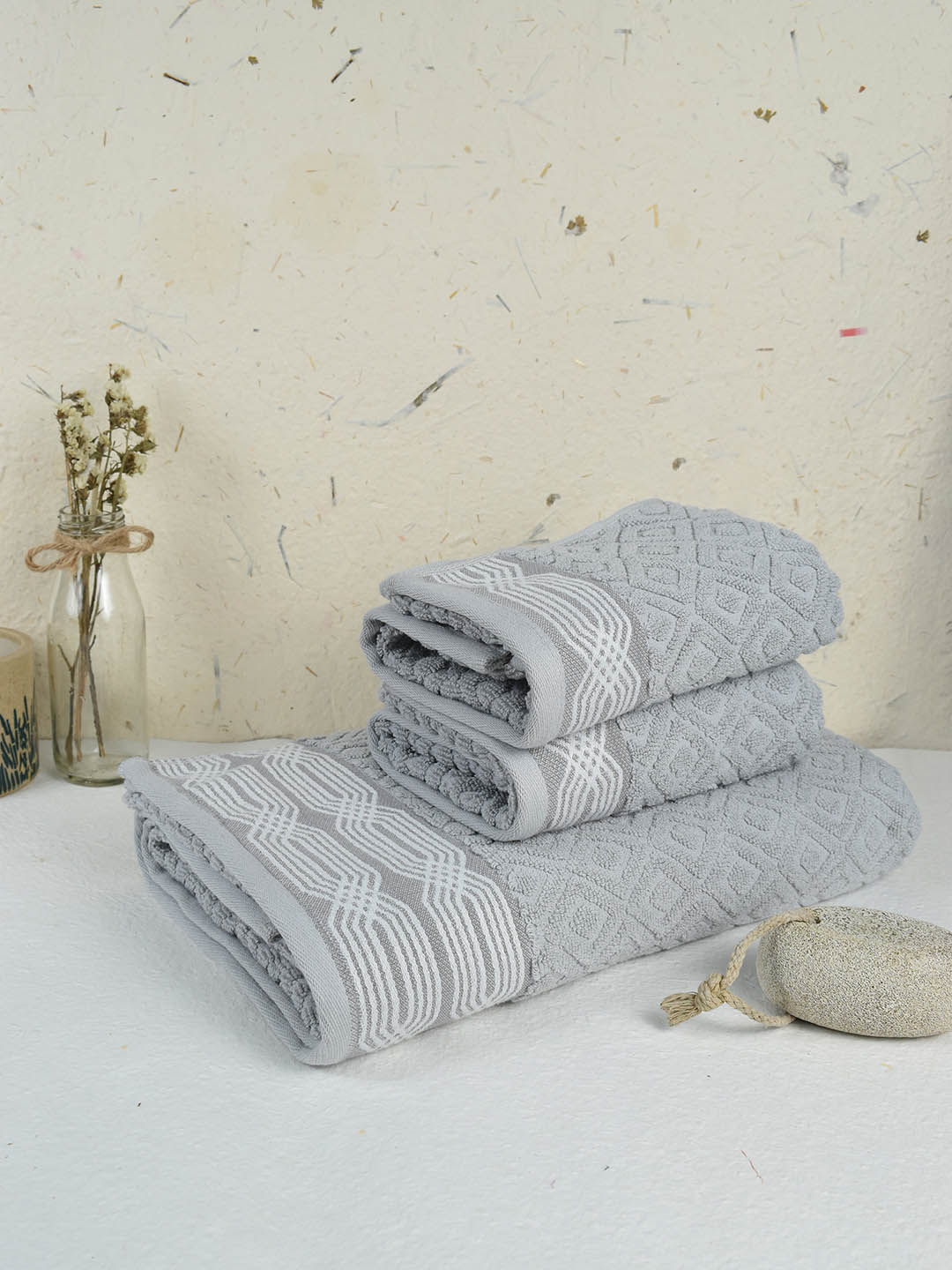 RANGOLI Set Of 3 Grey Self Design 500 GSM Pure Cotton Towels Price in India